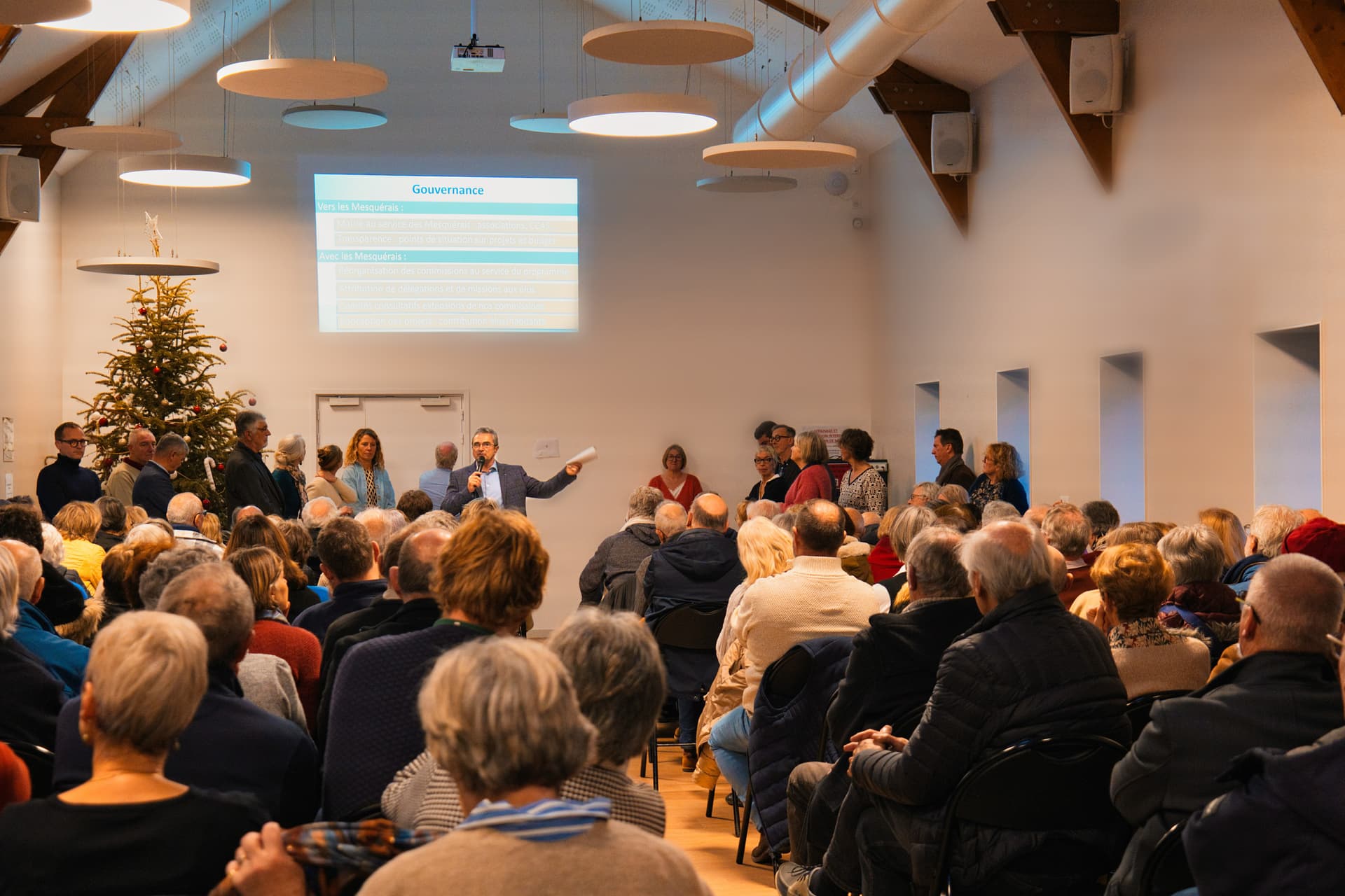 Engouement pour la première grande réunion de présentation de l'équipe 